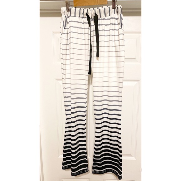 NWOT Striped Semi-sheer Wide Leg Pants Sz Small - Picture 1 of 5